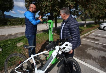 OTVORITEV E POLNILNICE ZA E KOLESA 07 FOTO LJUBO VUKELIČ